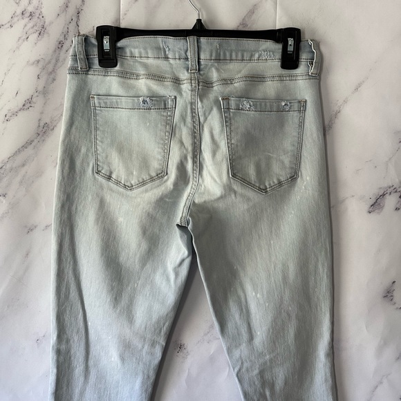 CHELSEA & VIOLET SKINNY JEANS BOW ZIPPER DETAIL LIGHT BLUE SPLATTER WOMENS 28 - Picture 7 of 10